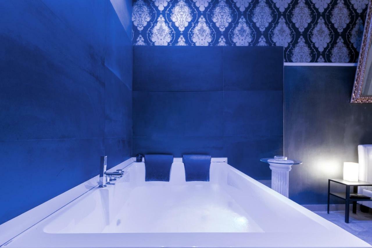 "Napoli In Spa" Экстерьер фото